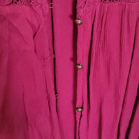 Top - Picture 2 of 5